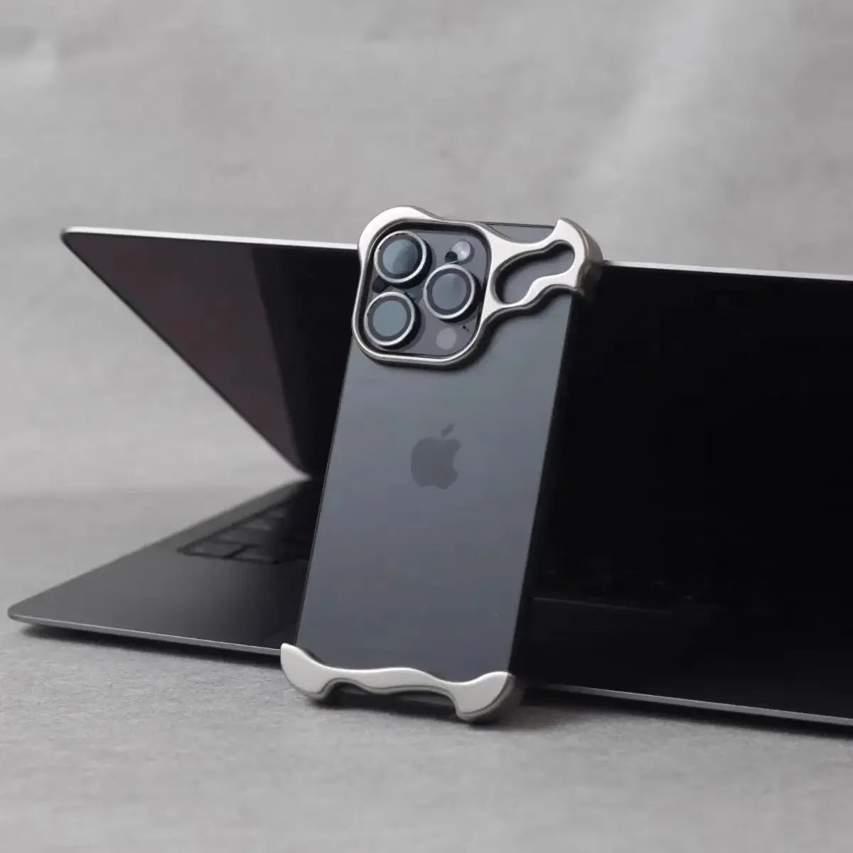 EdgeGuard Arc™ Case