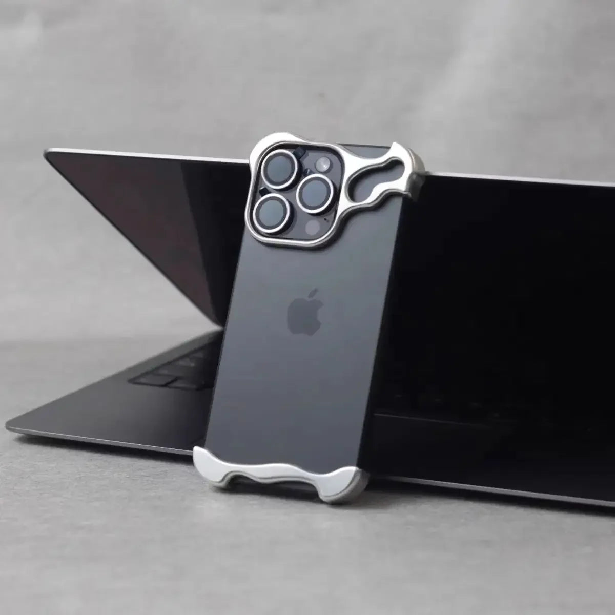 EdgeGuard Arc™ Case