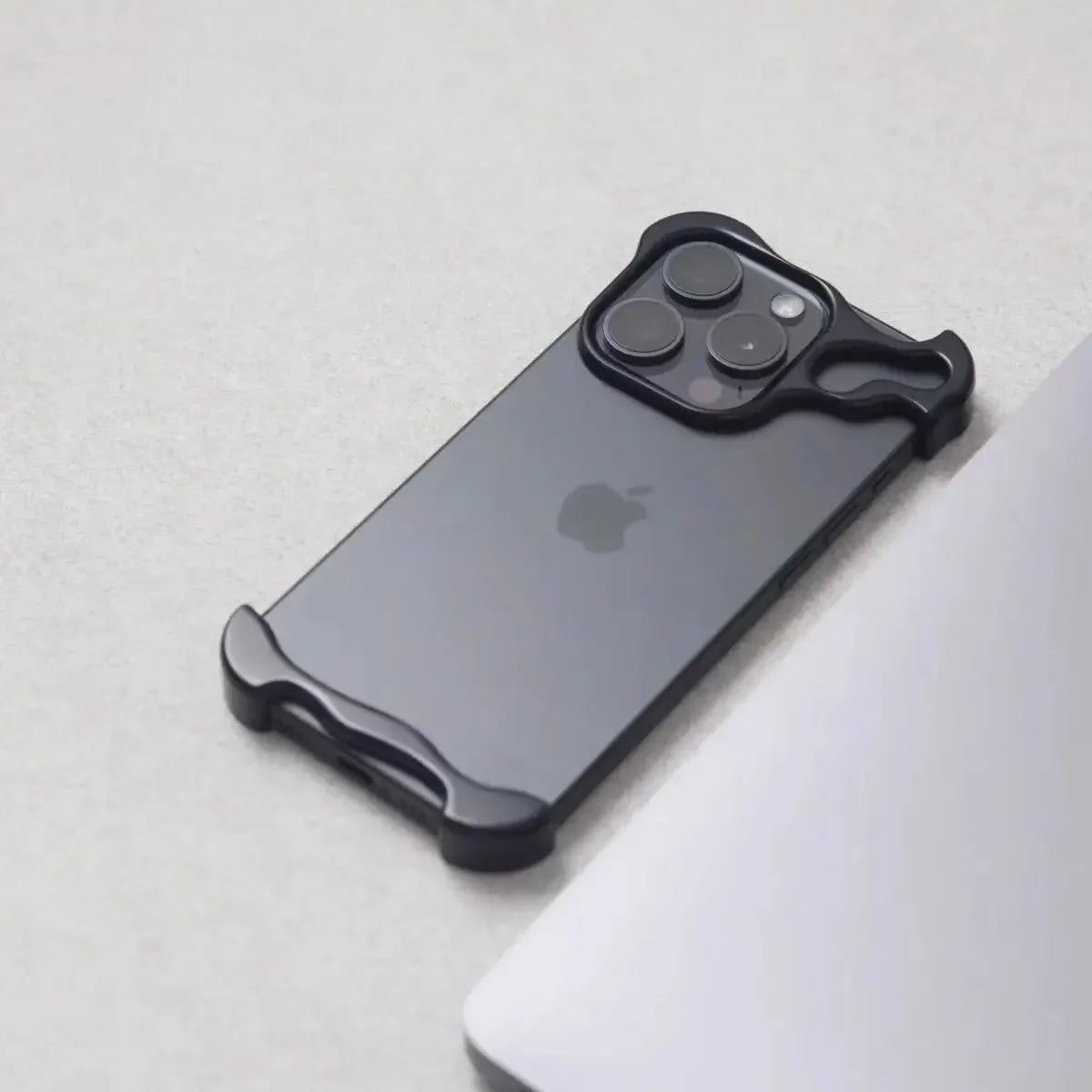EdgeGuard Arc™ Case