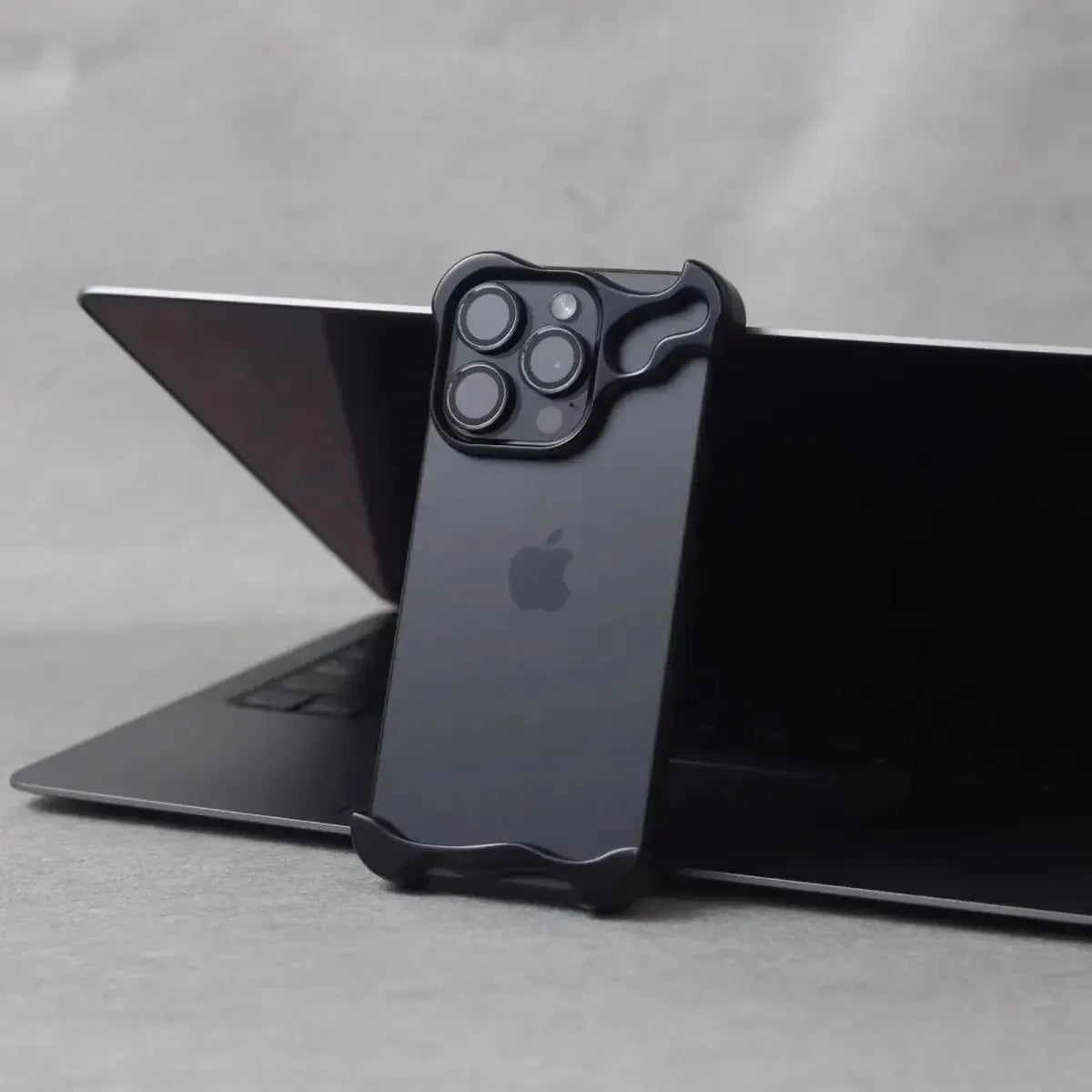 EdgeGuard Arc™ Case
